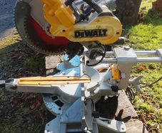 dewalt 10inch mitre saw