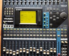 Digital Mixing Console 01V96
