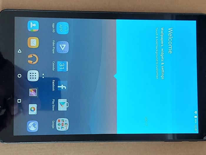 ALCATEL One Touch, PIXI 3 (10 Generation), Model 8079,  8GB, in excellent condition
