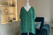 Ladies Green &amp; White Short Sleeved Top from In extenso Size: UK 26 / EU 54