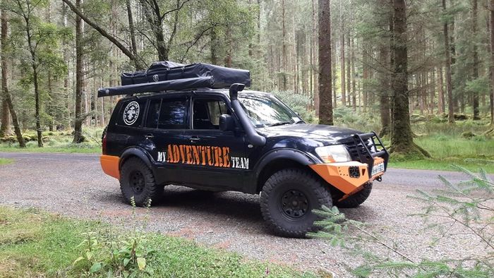 4 Person Rooftop tent with the annex