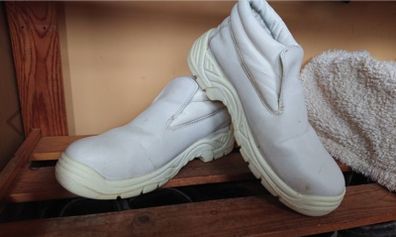 White Safety Joggers Steel Toe Cap Safety Clog  UK 8