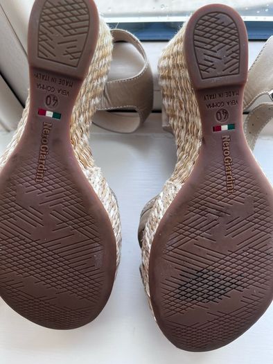 Nero Giardini Italian leather wedges