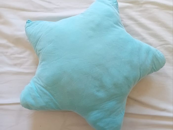 Happy Friday Made in Spain Small Pillowcase and Star Pillow