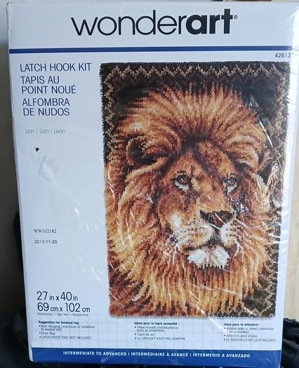 Latch Hook Rug Making Kit