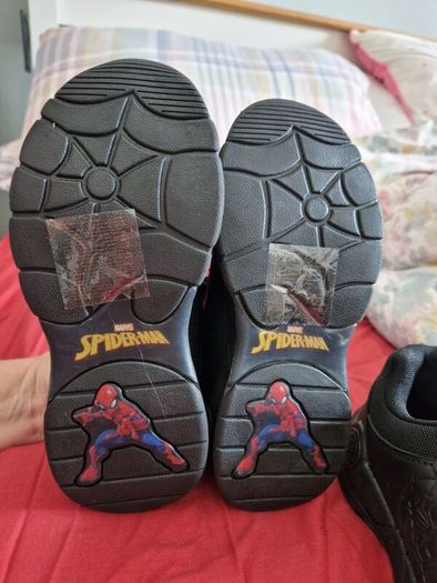 Spiderman runners