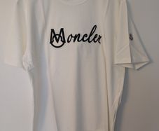 Moncler Tshirt