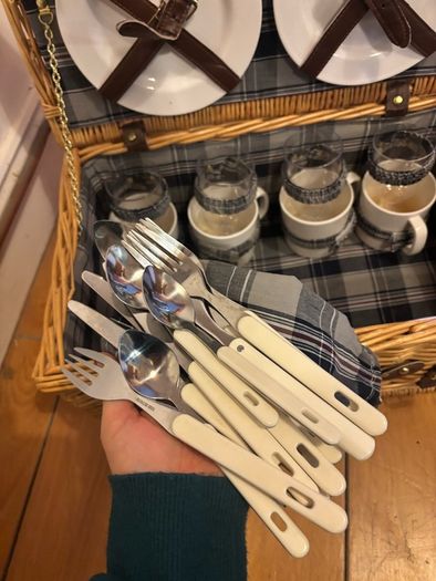 Picnic basket