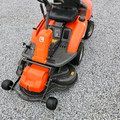 Husqvarna 214tc front deck mower