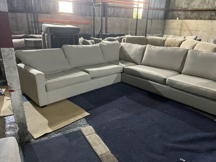 Grey corner sofa set o shaped