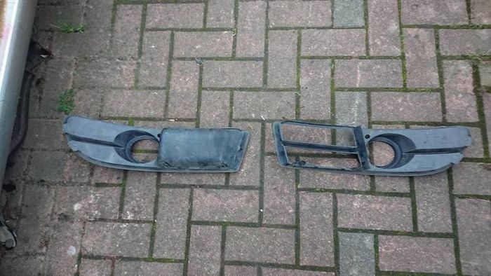 Audi a4 b7 sline bumper fog lamp grills. Spot lights double din GPS radio 3 spoke steering wheel armrest seats turbo glove box rear ashtray twin exhaust parts breaking