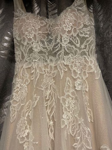 wedding dress