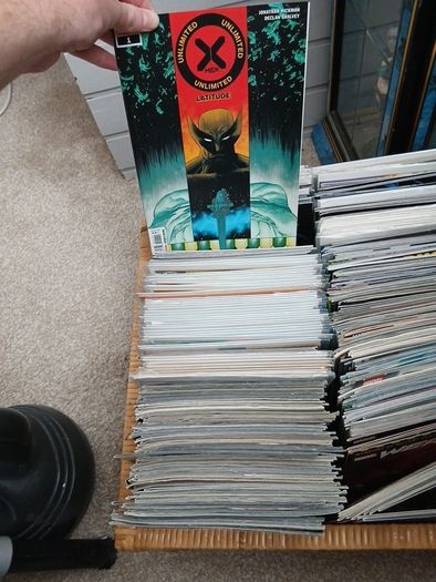 300+ marvel comics