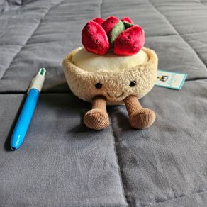 Jellycat Amuseables Fleurette Tarte Aux Fraises