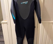 Women's wetsuit