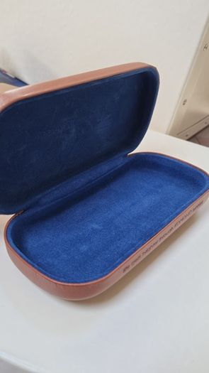 Glasses case