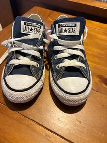 Navy converse trainers
