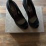 100% Authentic Gucci black velvet peep-toe pumps. Brand New Heels Image 3
