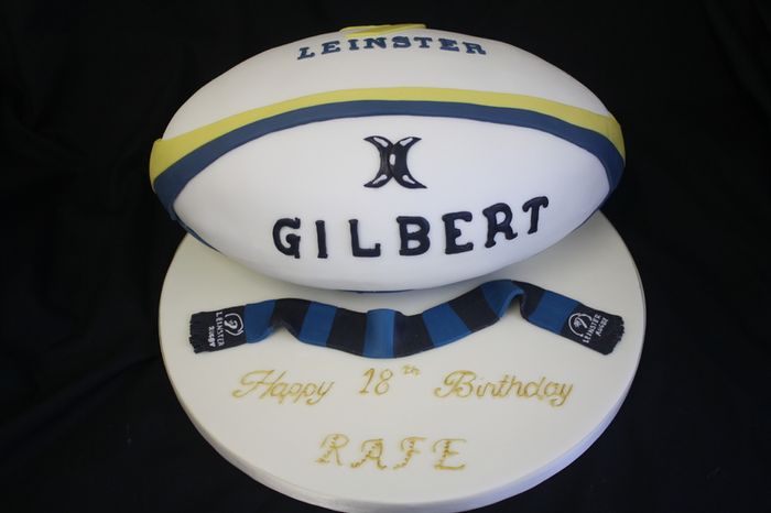 4 for 1! Rugby, Soccer, Large cupcake, etc tins