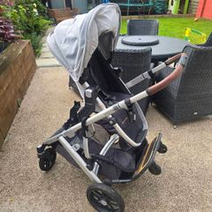Uppa baby Vista V2 travel system