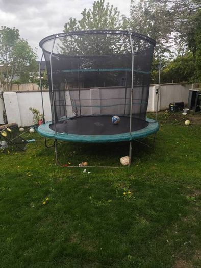 10 ft trampoline