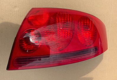 Audi TT mk1 RHR Tail Light