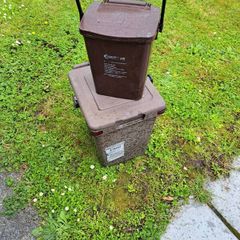 Food bins