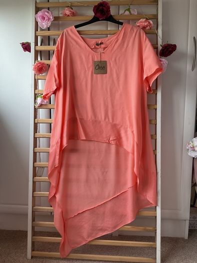 tunic Bnwt short sleeve tunic top asymmetrical freesize  14/16