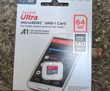 San disk Ultra Micro SDXC UHS I Card 64 GO