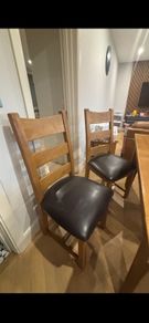 Dining Table & 4 Dining Chairs