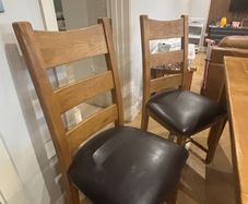 Dining Table & 4 Dining Chairs