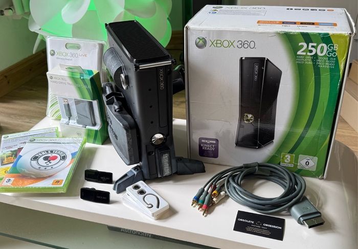 Xbox 360 S 250gb New Old Stock Bundle Unused/sealed