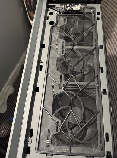 Phanteks Enthoo 719 with fans