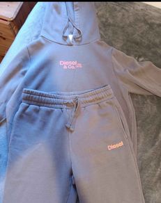 tracksuit