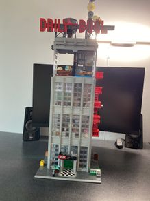 Lego 2021 Daily Bugle set 76178