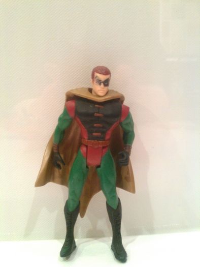 Robin Transforming Dick Grayson Figure by Kenner 1995
