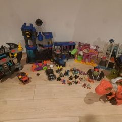 imaginext batman sets and dinosaur