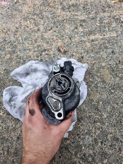 Peugeot Citroen vacuum pump bosch 1.6 HDI