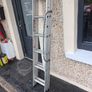 Two piece extendable ladder Image 2