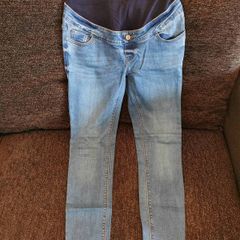 Women maternity jeans size 8