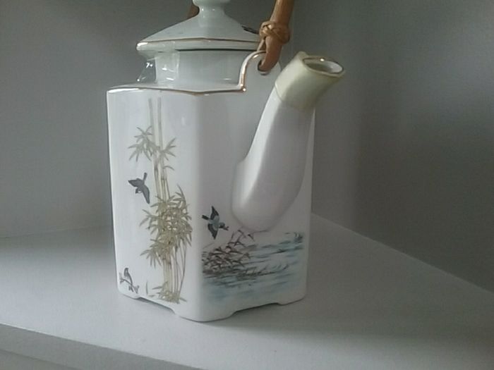 Eastern Style Teapot
