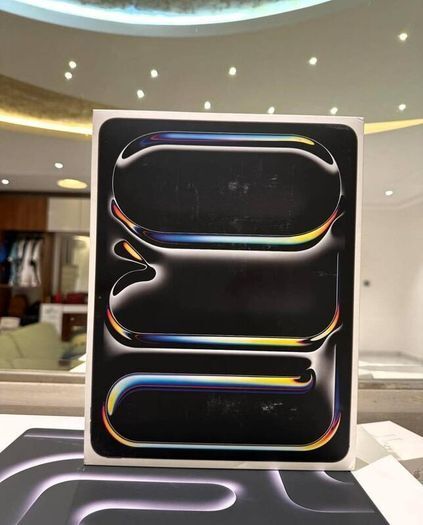 iPad Pro 13" 256GB M5 Chip Latest 2025