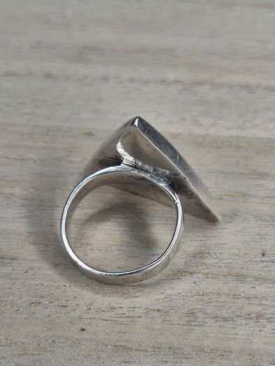 Vintage Sterling Silver Triangular Abalone Shell Ring
