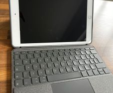 iPad (Gen 7) 10.2' | 32GB - Silver