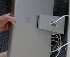 Apple Cinema A1082 Widescreen LCD Monitor Display