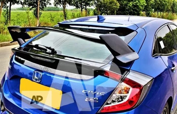 civic type r spoiler