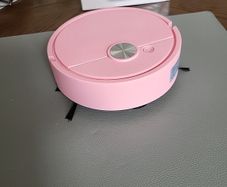 Robot vacuum cleaner