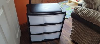 plastic storage shelves