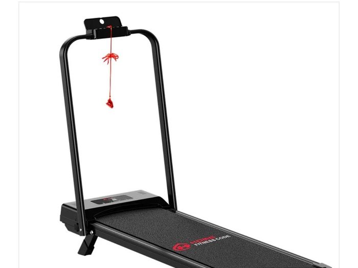 Foldable walking pad / treadmill (up to 10km/h)