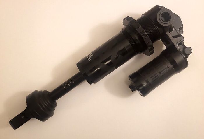 RockShox Super Deluxe Coil Select Plus - 205x60